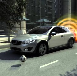 функция City Safety™