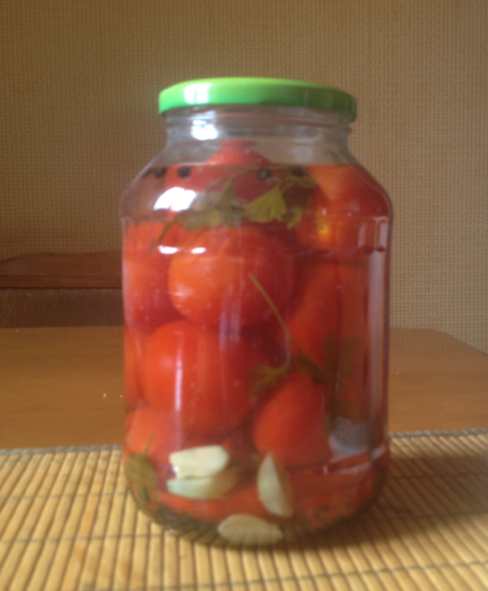 Маринованные помидоры: классический рецепт